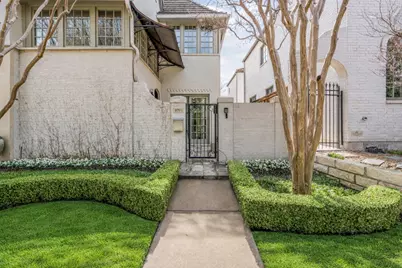 3719 W 4th Street, Fort Worth, TX 76107 - Photo 2