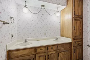 100 Hyline Dr, Keene, TX 76031 - Photo 16