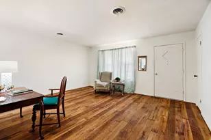 410 S Bois Darc St, Blossom, TX 75416 - Photo 4