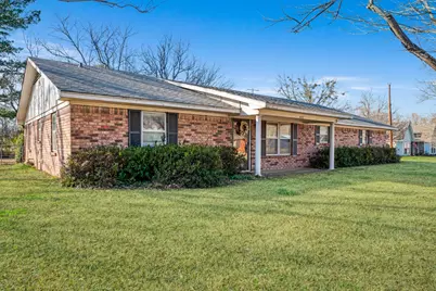 410 S Bois Darc Street, Blossom, TX 75416 - Photo 14