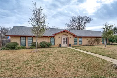 206 Edgewood Drive, Highland Village, TX 75077 - Photo 1