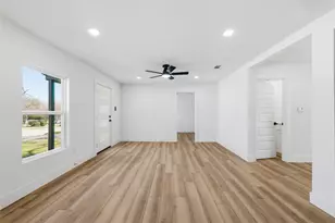 1410 Tanglewood Ln, Garland, TX 75042 - Photo 4