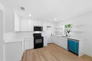 1410 Tanglewood Ln, Garland, TX 75042 - Photo 8