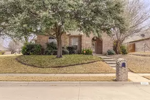 5201 La Bandera Tr, Benbrook, TX 76126 - Photo 1