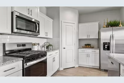 105 Trinity Street, Grandview, TX 76050 - Photo 4