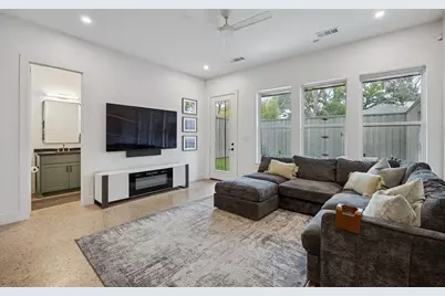 5104 Vandelia Street, Dallas, TX 75235 - Photo 14