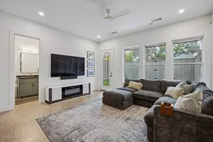 5104 Vandelia St, Dallas, TX 75235 - Photo 14