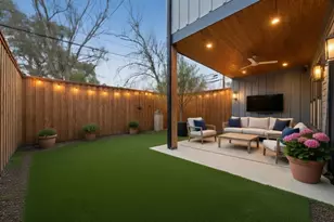 5104 Vandelia St, Dallas, TX 75235 - Photo 36