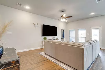 210 Harp Avenue, Godley, TX 76044 - Photo 8