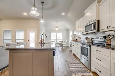 210 Harp Avenue, Godley, TX 76044 - Photo 14