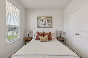 9025 HUXLEY Dr, Providence Village, TX 76227 - Photo 20