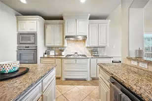 6153 Gibbons Creek St, Fort Worth, TX 76179 - Photo 10