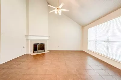 4500 Shady Hollow Drive, Fort Worth, TX 76123 - Photo 4