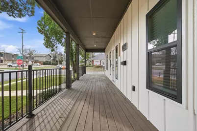 901 Elsbeth Street, Dallas, TX 75208 - Photo 4