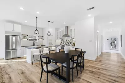 901 Elsbeth Street, Dallas, TX 75208 - Photo 10