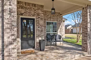117 Lost Oaks Dr, Waco, TX 76705 - Photo 4