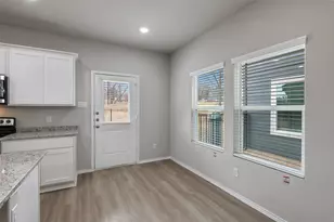 3501 E Renfro St, Burleson, TX 76028 - Photo 12