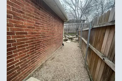 3829 Branch Way, Benbrook, TX 76116 - Photo 30