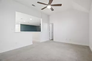 508 Lakeview Cir, Burleson, TX 76028 - Photo 26