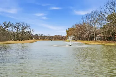 508 Lakeview Circle, Burleson, TX 76028 - Photo 38