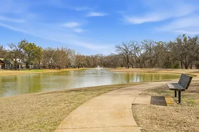 508 Lakeview Circle, Burleson, TX 76028 - Photo 34