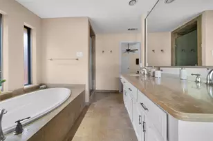 9727 Amberley Dr, Dallas, TX 75243 - Photo 12