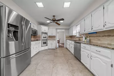9727 Amberley Drive, Dallas, TX 75243 - Photo 4
