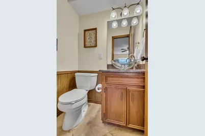 2521 Canterbury Court, Carrollton, TX 75006 - Photo 20