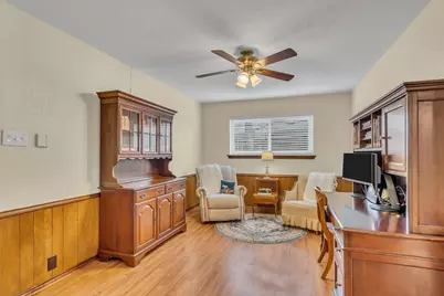 2521 Canterbury Court, Carrollton, TX 75006 - Photo 18