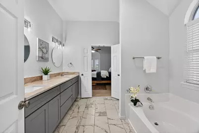 105 Canterbury Drive, Saginaw, TX 76179 - Photo 22