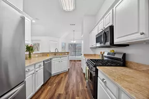 105 Canterbury Dr, Saginaw, TX 76179 - Photo 16