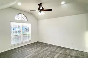 207 Clearcrest Dr, Allen, TX 75002 - Photo 2