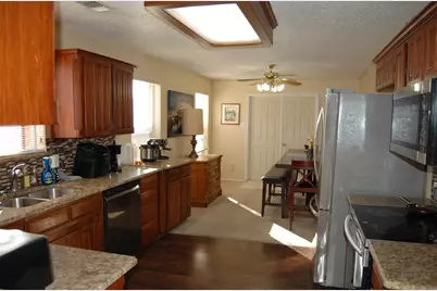 5608 Fairway Circle, Haltom City, TX 76117 - Photo 16