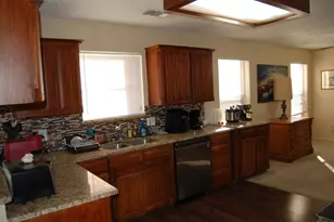 5608 Fairway Cir, Haltom City, TX 76117 - Photo 16