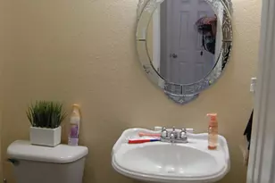 5608 Fairway Cir, Haltom City, TX 76117 - Photo 10