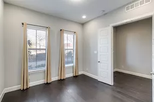 1348 Arch Pl, Dallas, TX 75215 - Photo 6