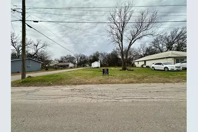 1101 N Border Street, Cleburne, TX 76031 - Photo 4
