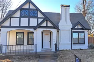 1904 Sayle St, Greenville, TX 75401 - Photo 2