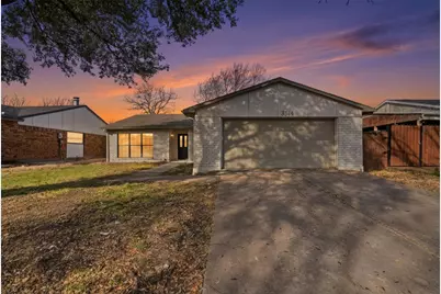 3514 Brookhurst Lane, Arlington, TX 76014 - Photo 4