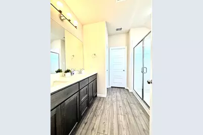 6718 Goldenrain Drive, Venus, TX 76084 - Photo 12