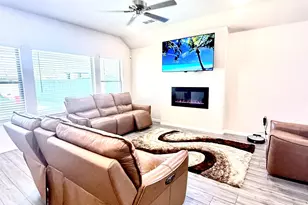 6718 Goldenrain Dr, Venus, TX 76084 - Photo 8