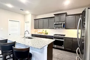 6718 Goldenrain Dr, Venus, TX 76084 - Photo 6
