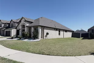 6718 Goldenrain Dr, Venus, TX 76084 - Photo 4