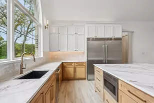 1716 Private, Burleson, TX 76028 - Photo 14