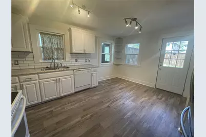 3320 W 5th Street, Fort Worth, TX 76107 - Photo 8