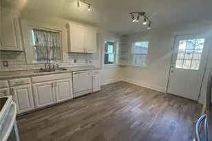 3320 W 5th St, Fort Worth, TX 76107 - Photo 8