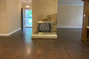 913 W Northgate Dr, Irving, TX 75062 - Photo 4