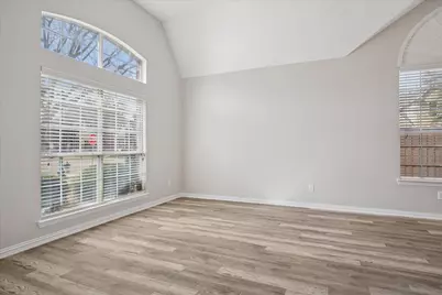 13514 Valencia Drive, Frisco, TX 75035 - Photo 2