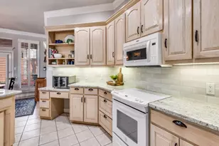 5105 National Ct, Arlington, TX 76017 - Photo 10