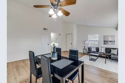 1822 Woodbury, Carrollton, TX 75007 - Photo 8